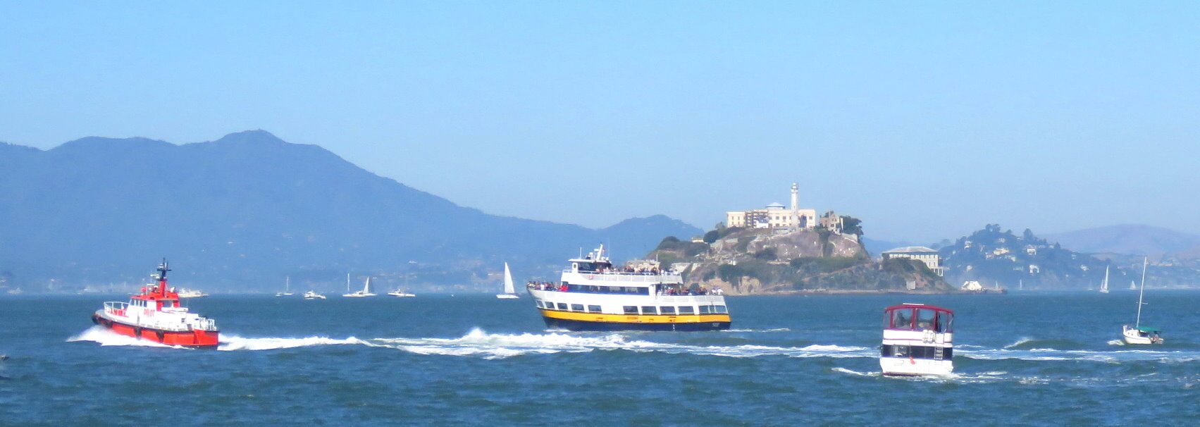 sf_city_guided_tour_and_bay_cruise_ferry_trip_in_the_san_francisco_bay