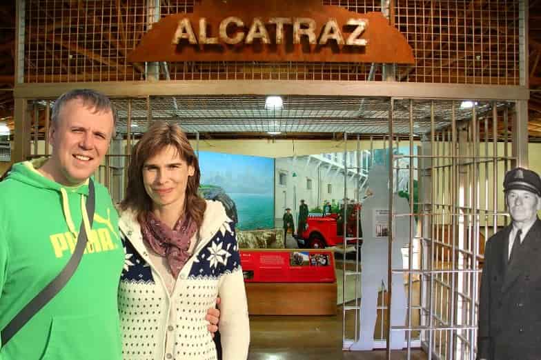 tourists-travelers-visiting-inside-Alcatraz-island-prison-min-